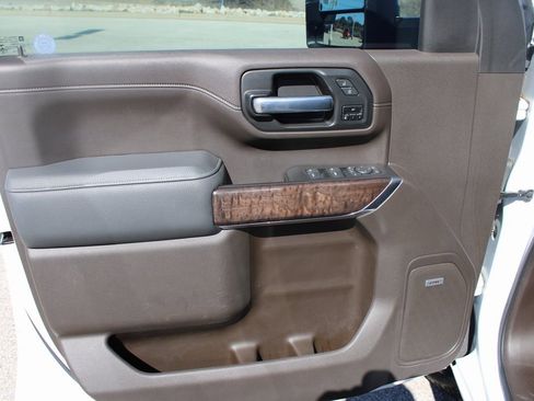 Used 2020 GMC Sierra 2500 Denali w/ Denali Ultimate Package image 21