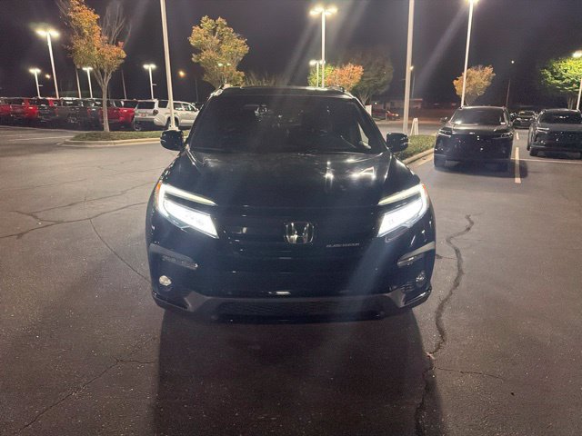Used 2020 Honda Pilot Black Edition image 2