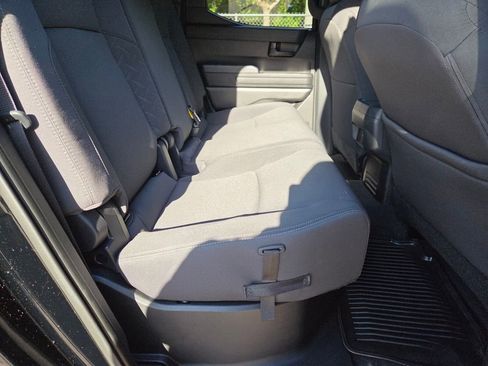 Certified 2024 Toyota Tacoma SR AWD/4WD image 17