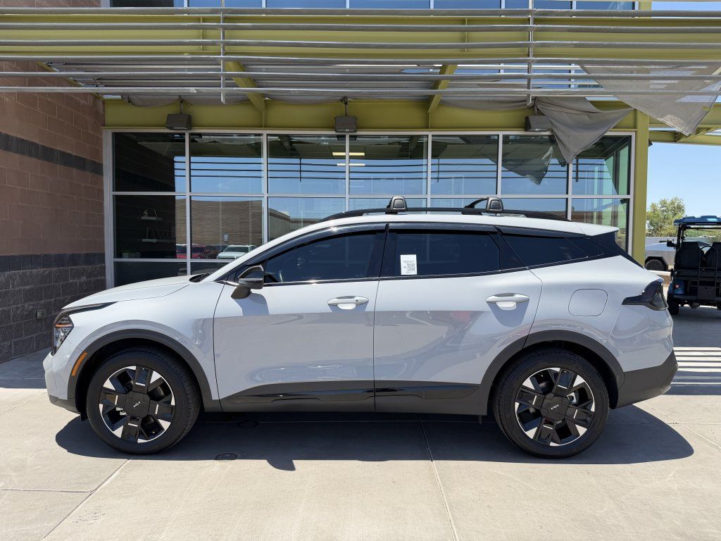 Used 2025 Kia Sportage X-Line w/ Premium Package AWD/4WD image 7