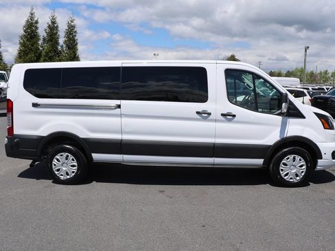 Used 2024 Ford Transit 350 XLT RWD image 3