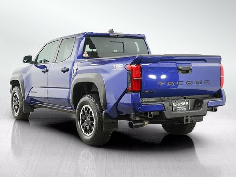 Used 2025 Toyota Tacoma TRD Off-Road w/ TRD Off Road Premium Package AWD/4WD image 3
