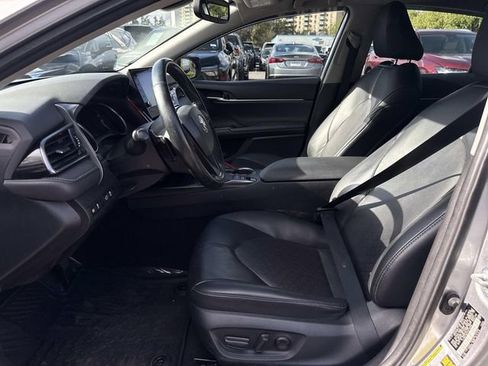 Used 2023 Toyota Camry XSE image 15