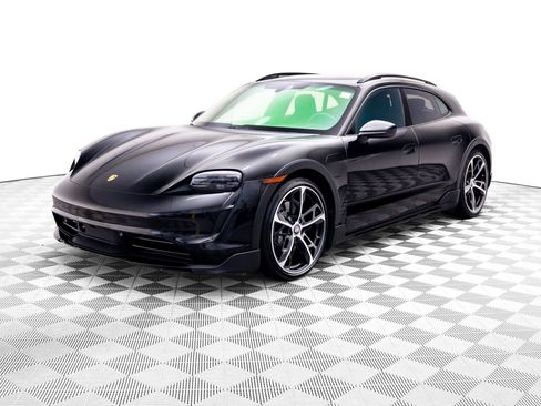 Certified 2022 Porsche Taycan 4 Cross Turismo AWD/4WD image 1