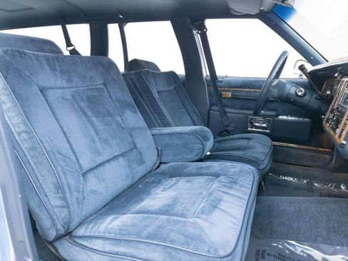 Used 1990 Buick Le Sabre Estate RWD image 4