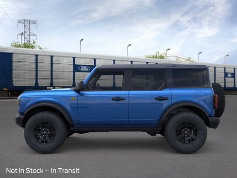 New 2026 Ford Bronco Badlands AWD/4WD image 3