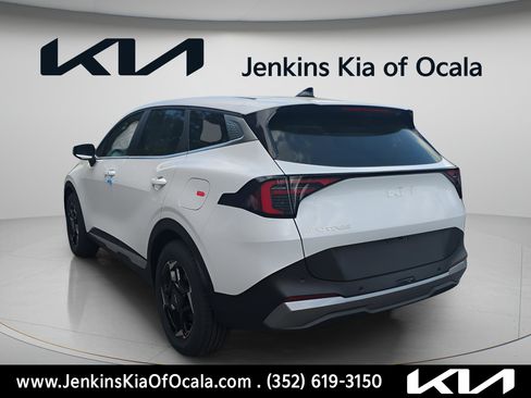 New 2026 Kia Sportage EX FWD image 5