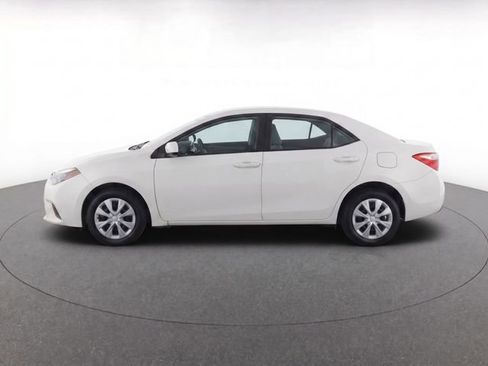 Used 2016 Toyota Corolla L FWD image 6