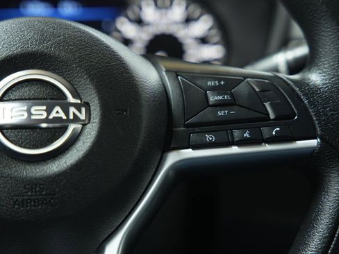 Used 2024 Nissan Altima 2.5 SV image 32