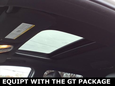 Used 2022 Dodge Durango GT image 17