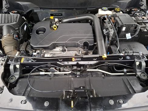 Used 2023 GMC Terrain AT4 image 29