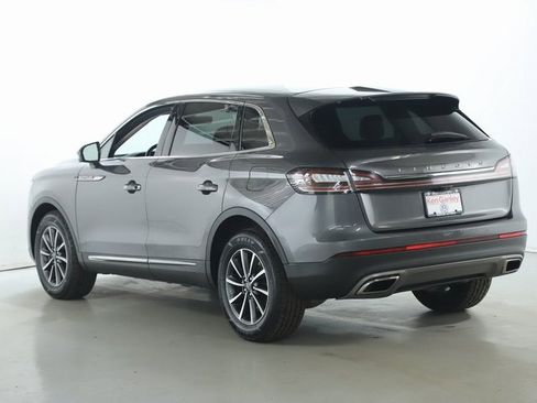 Used 2021 Lincoln Nautilus AWD image 40