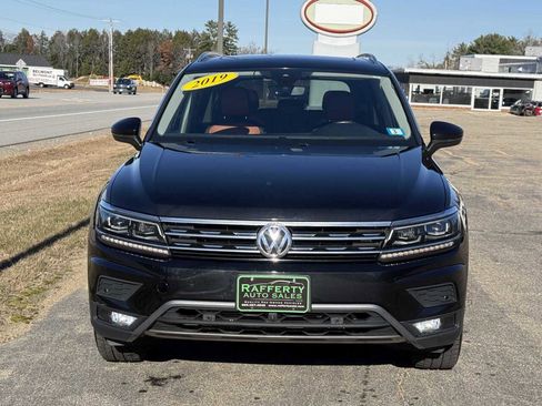 Used 2019 Volkswagen Tiguan SEL Premium image 9
