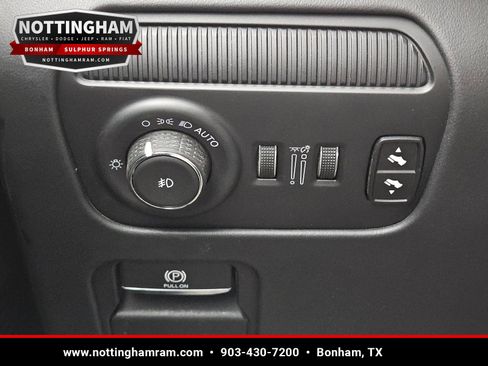 Used 2024 Jeep Grand Wagoneer L Series II w/ Quick Order Packagew 28T AWD/4WD image 18