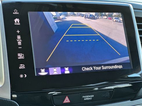 Used 2017 Honda Pilot EX image 20