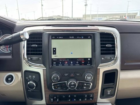 Used 2018 RAM 2500 Laramie w/ Convenience Group AWD/4WD image 24