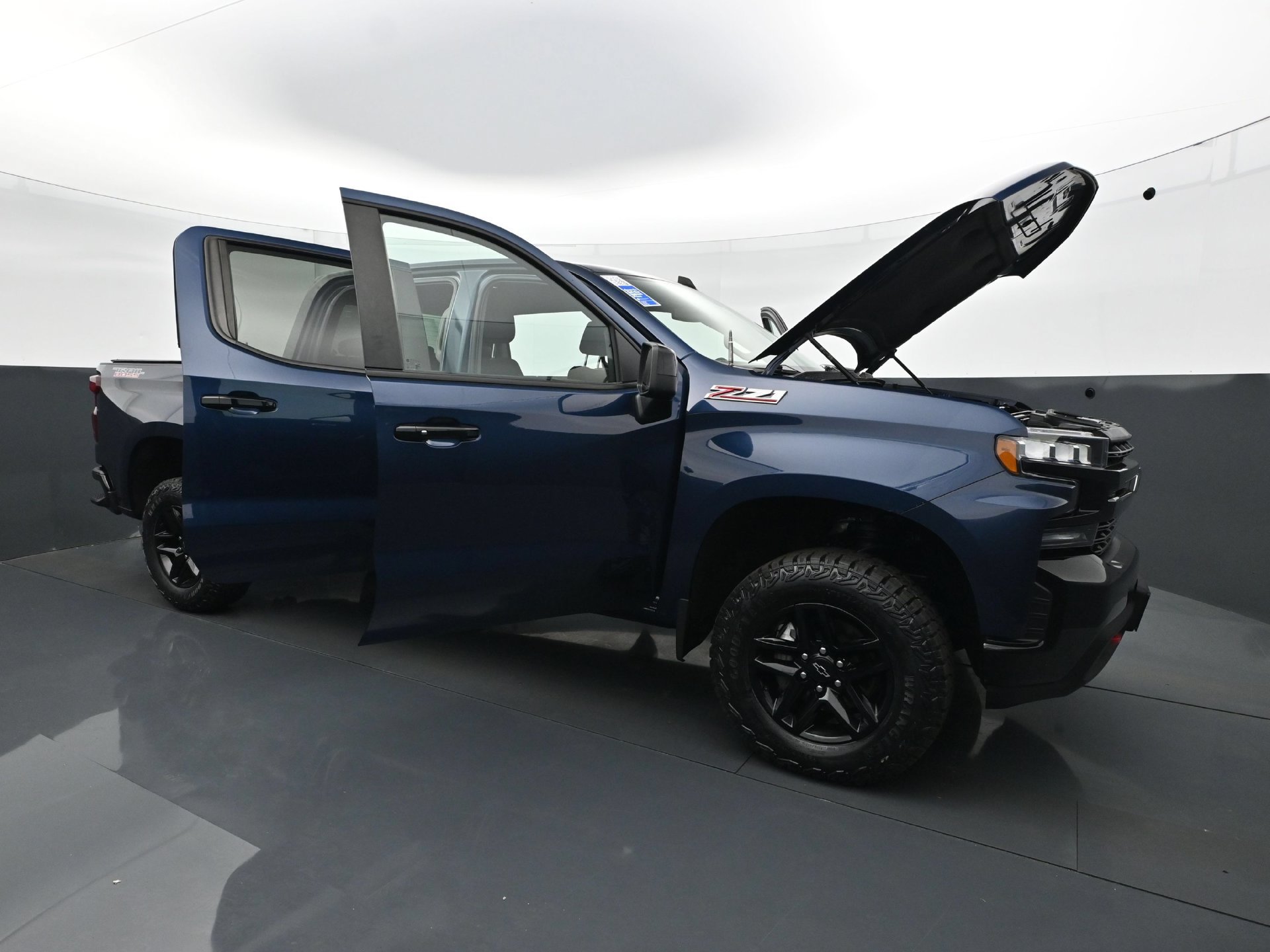 Used 2021 Chevrolet Silverado 1500 LT Trail Boss w/ Bed Protection Package AWD/4WD image 36
