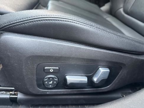 Used 2020 BMW 330i Sedan w/ Convenience Package image 33