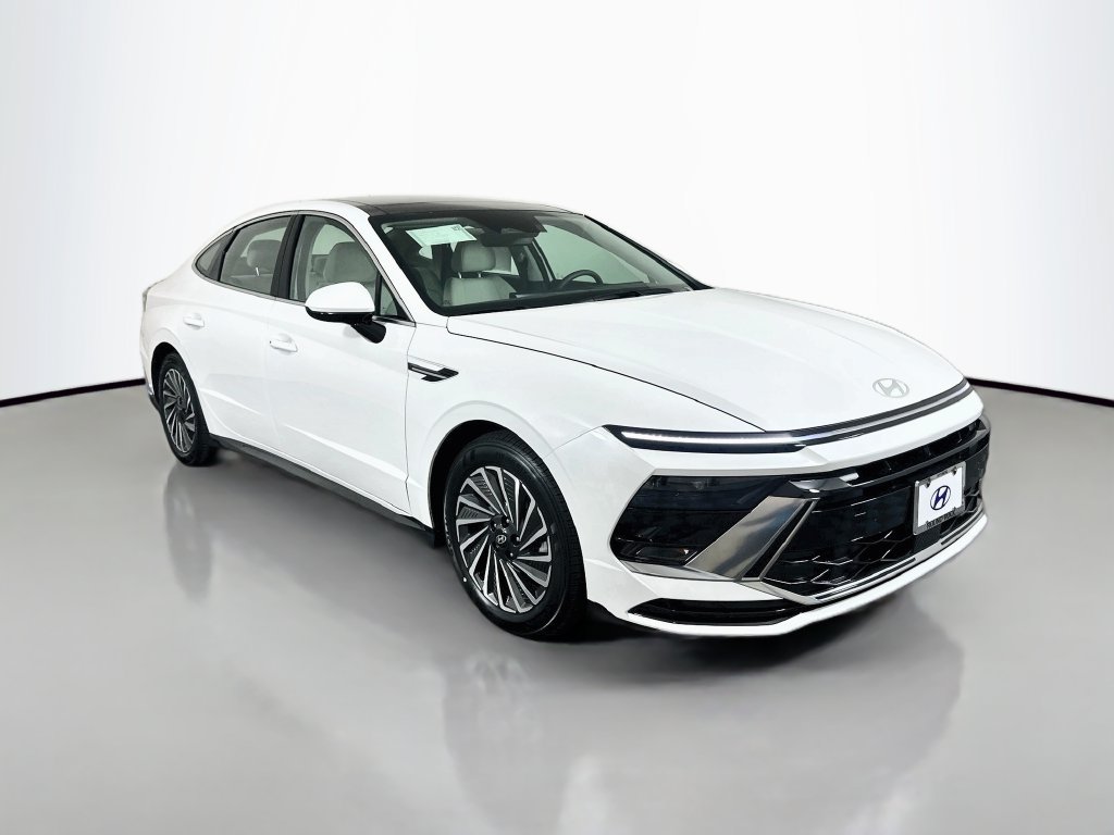 New 2026 Hyundai Sonata SEL FWD image 3
