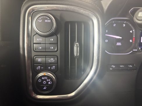 Used 2020 GMC Sierra 2500 AT4 w/ AT4 Premium Package image 20