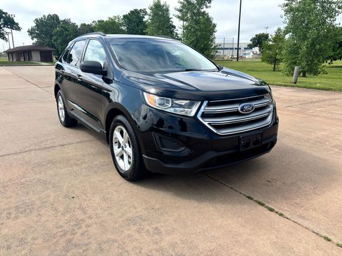 Used 2017 Ford Edge SE image 33