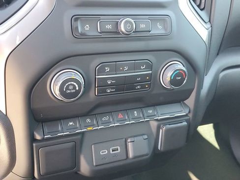 Used 2023 Chevrolet Silverado 1500 Custom image 27