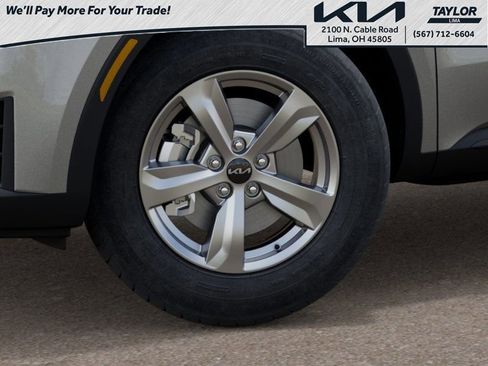 New 2026 Kia Sorento LX image 9