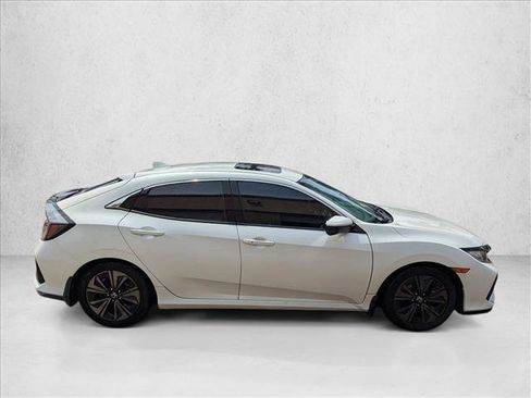 Used 2017 Honda Civic EX image 4