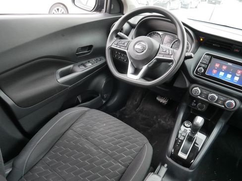 Certified 2021 Nissan Kicks S image 9