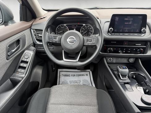 Used 2021 Nissan Rogue S AWD/4WD image 11