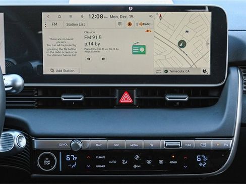 Certified 2024 Hyundai Ioniq 5 SE image 18