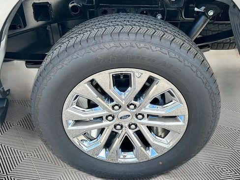 New 2025 Ford F150 Lariat w/ Equipment Group 502A High image 20