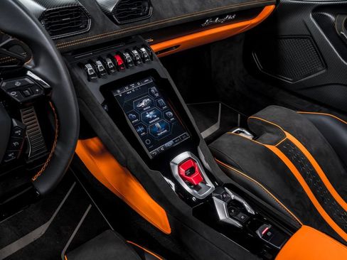 Used 2023 Lamborghini Huracan Tecnica image 23