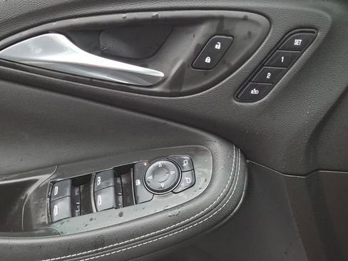 Used 2026 Buick Encore GX Avenir w/ Avenir Technology Package AWD/4WD image 26
