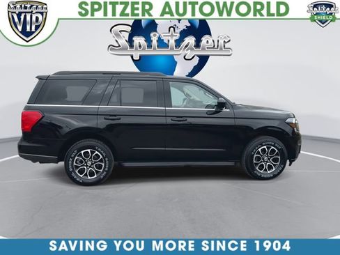 Used 2024 Ford Expedition XLT image 10