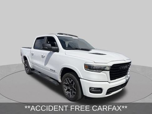Used 2025 RAM 1500 Laramie w/ Sport Appearance Package AWD/4WD image 4