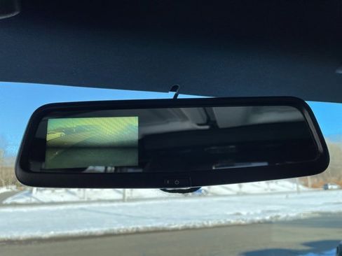 Used 2017 Jeep Wrangler Unlimited Rubicon w/ Connectivity Group image 20