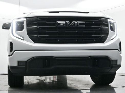 Used 2024 GMC Sierra 1500 Elevation image 45