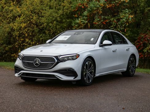 New 2026 Mercedes-Benz E 350 4MATIC image 6