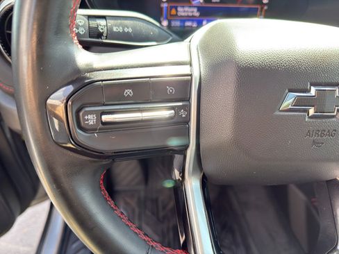 Used 2023 Chevrolet Colorado Z71 w/ Z71 Convenience Package 2 image 18