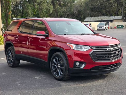 Used 2019 Chevrolet Traverse RS image 3