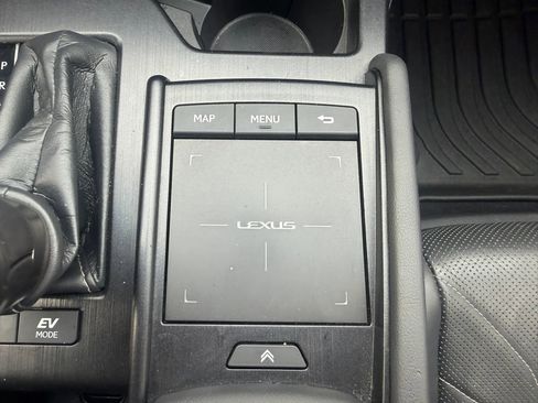 Used 2020 Lexus ES 300h w/ Accessory Package FWD image 22