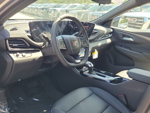 New 2026 Buick Envista Sport Touring w/ Convenience I Package FWD image 7