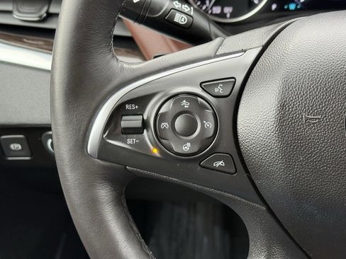 Used 2019 Buick Enclave Avenir w/ Avenir Technology Package image 38