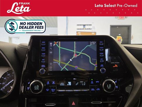 Used 2020 Toyota Highlander Limited AWD/4WD image 11