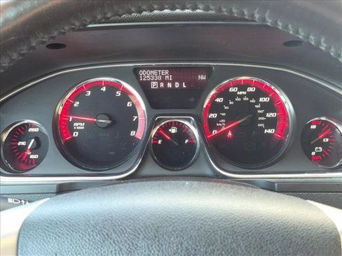 Used 2015 GMC Acadia SLE FWD image 3