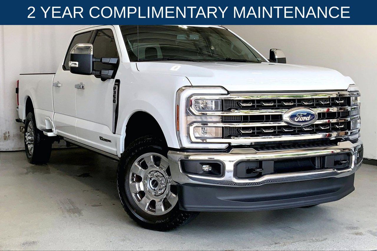 Used 2026 Ford F350 Lariat AWD/4WD image 1