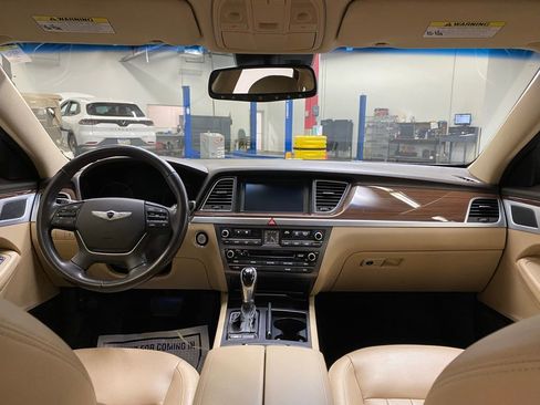 Used 2016 Hyundai Genesis 3.8 image 16