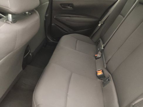 Used 2022 Toyota Corolla LE FWD image 18