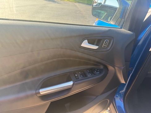 Used 2018 Ford Escape SE AWD/4WD image 9
